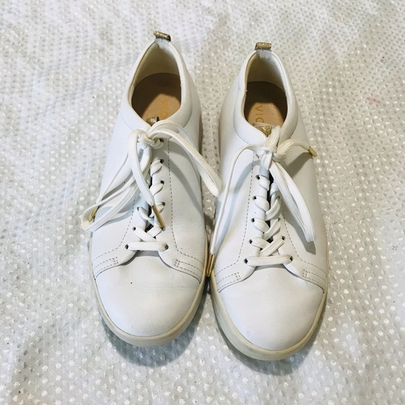 Vionic paisley sneakers - Picture 5 of 14